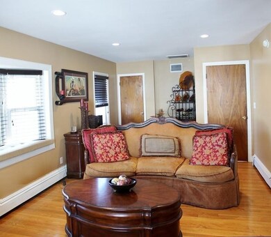 53 Ackers Ave unit 53, Brookline, MA 02445 - photo 4