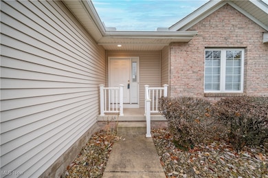 125 Fitch Blvd unit 201, Youngstown, OH 44515 - photo 4