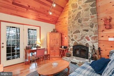 215 Pond View Ln, Points, WV 25437 - photo 7