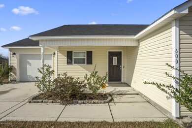 600_denim_dr_07dec2019_jwb_02657