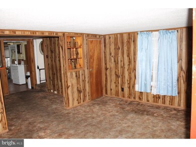 334 Mountain Ave, Tamaqua, PA 18252 - photo 2