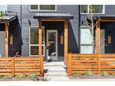 819 N Failing St, Portland, OR 97227 - photo 6