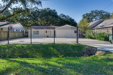 3813 Kashmere St, Houston, TX 77026 - photo 4