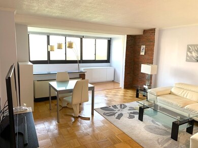 9 Hawthorne Place unit 8B, Boston, MA 02114 - photo 4