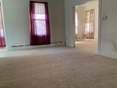 Living Rm