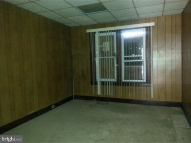 307 W 25th St, Wilmington, DE 19802 - photo 5