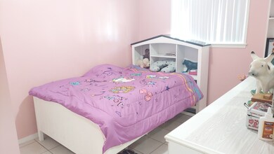 628 N Lancaster Ave, Aurora, IL 60506 - photo 3