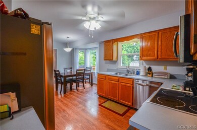 Entering kitchen from dining room