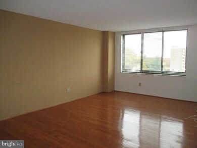 Place One Condominium unit 413, Alexandria, VA 22304 - photo 4