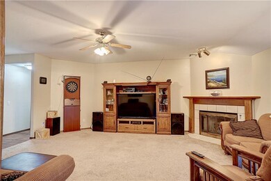 1320 Washington Cir, Moore, OK 73160 - photo 6