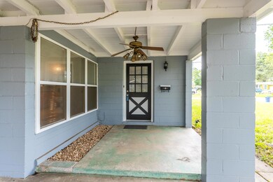 3737 Colebrooke Dr, Jacksonville, FL 32210 - photo 3