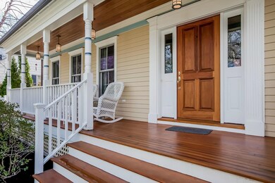 048-Front_Entrance-909213-print_light_fi