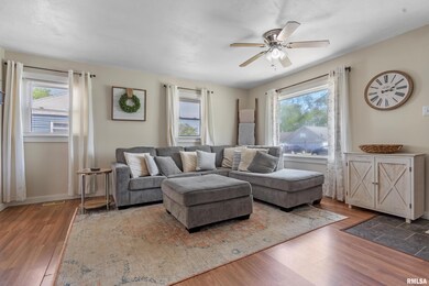 202 Welch Dr, Lincoln, IL 62656 - photo 6