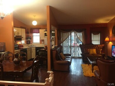 1337 S Fountain St, Allentown, PA 18103 - photo 6