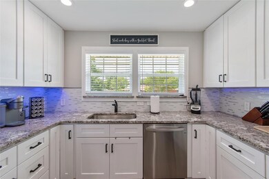 408 Myrtle Dr, Hurst, TX 76053 - photo 5