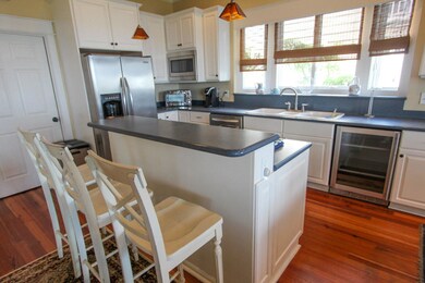 Casual kitchen
