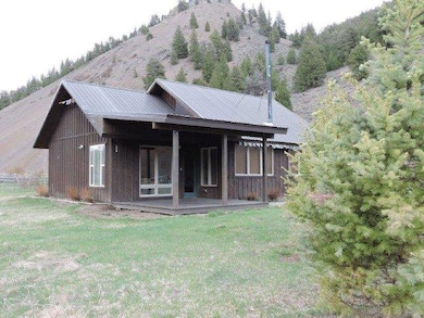 Cabin & N. View