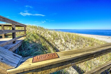 16 Pierce Ave, Oak Bluffs, MA 02557 - photo 3