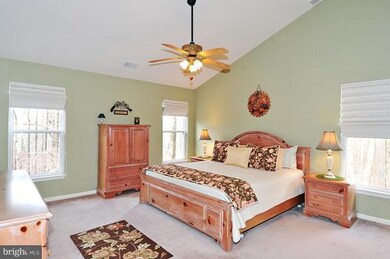 1601 Angelwing Dr, Silver Spring, MD 20904 - photo 3