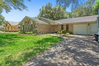 3908 Wickersham St, Bay City, TX 77414 - photo 3