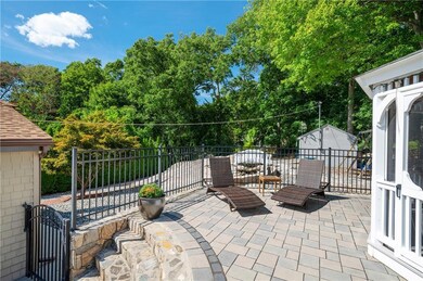 6 Meadow Ct, Smithfield, RI 02917 - photo 3