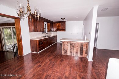 2794 Emily Ln, Jacksonville, FL 32216 - photo 3