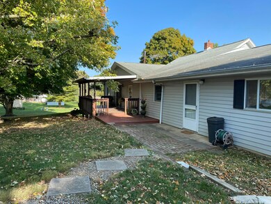 6643 State Route 56 E, Circleville, OH 43113 - photo 5