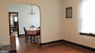 2903 Florida Ave, Halethorpe, MD 21227 - photo 2