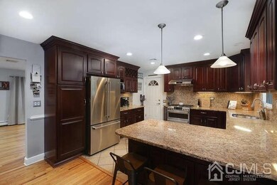 518 Wellington St, Middlesex, NJ 08846 - photo 7