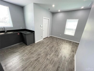 1513 Quitaca Dr unit 4, Edinburg, TX 78541 - photo 4