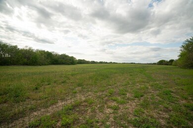 View of nature featuring a rural view