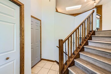 7196 Sunnyslope Dr, Osseo, MN 55311 - photo 4