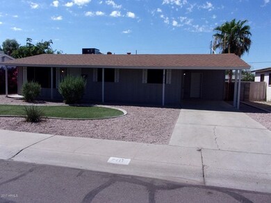 2111 W. Poinsettia 002