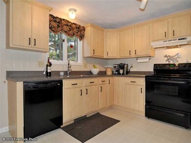 22 Tamarac Dr unit A, Greenville, RI 02828 - photo 6