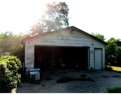 Parking Lot/Garage.