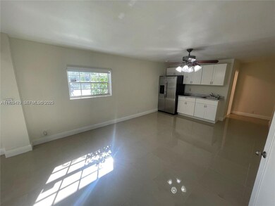12520 W Randall Park Dr unit 1, Miami, FL 33167 - photo 2