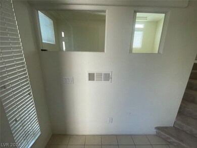 6409 Jackson Spring Rd, Las Vegas, NV 89118 - photo 5