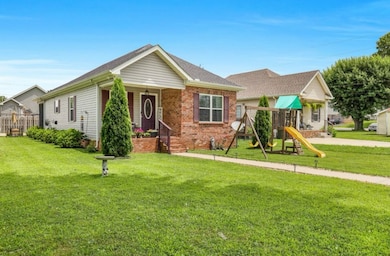 397 W Mcglothlin St, Portland, TN 37148 - photo 2