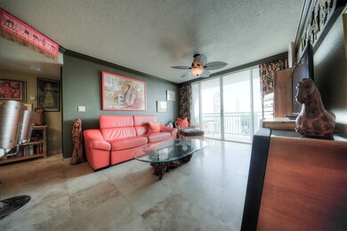 (4) 3655 Seaside Dr 428-43