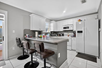 11475 NW 94th Place unit 3, Hialeah, FL 33018 - photo 6