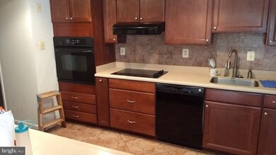 13011 Midsummer Ln, Bowie, MD 20715 - photo 3