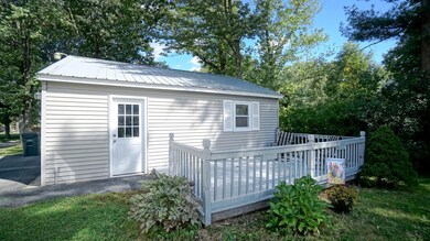 251 East Bridge St (14)