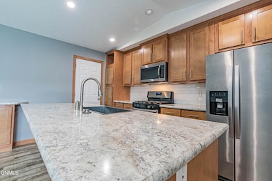 1615 Fox Dr SE, Mandan, ND 58554 - photo 3