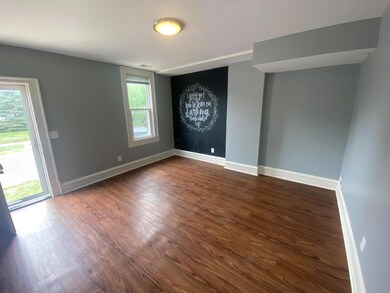 488 E Columbus St unit 488, Columbus, OH 43206 - photo 2