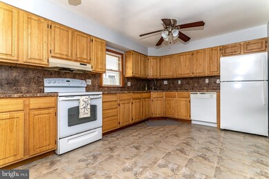 111 Dubois Ave, West Deptford, NJ 08096 - photo 3