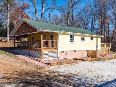 668 Pace Rd, Hendersonville, NC 28792 - photo 3