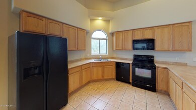 5690-W-Treasure-Cove-Loop-Kitchen