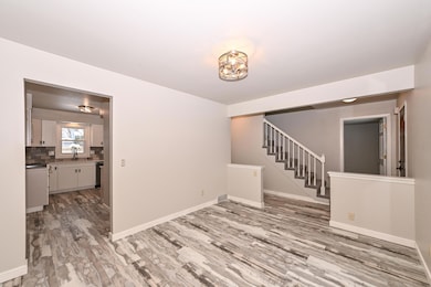 15199 W Fenway Ct, New Berlin, WI 53151 - photo 6