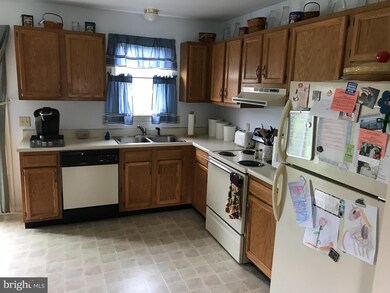 426 Martina Dr, Chambersburg, PA 17201 - photo 6