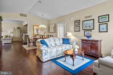 237 Sugarberry Ln unit V115, Langhorne, PA 19047 - photo 4